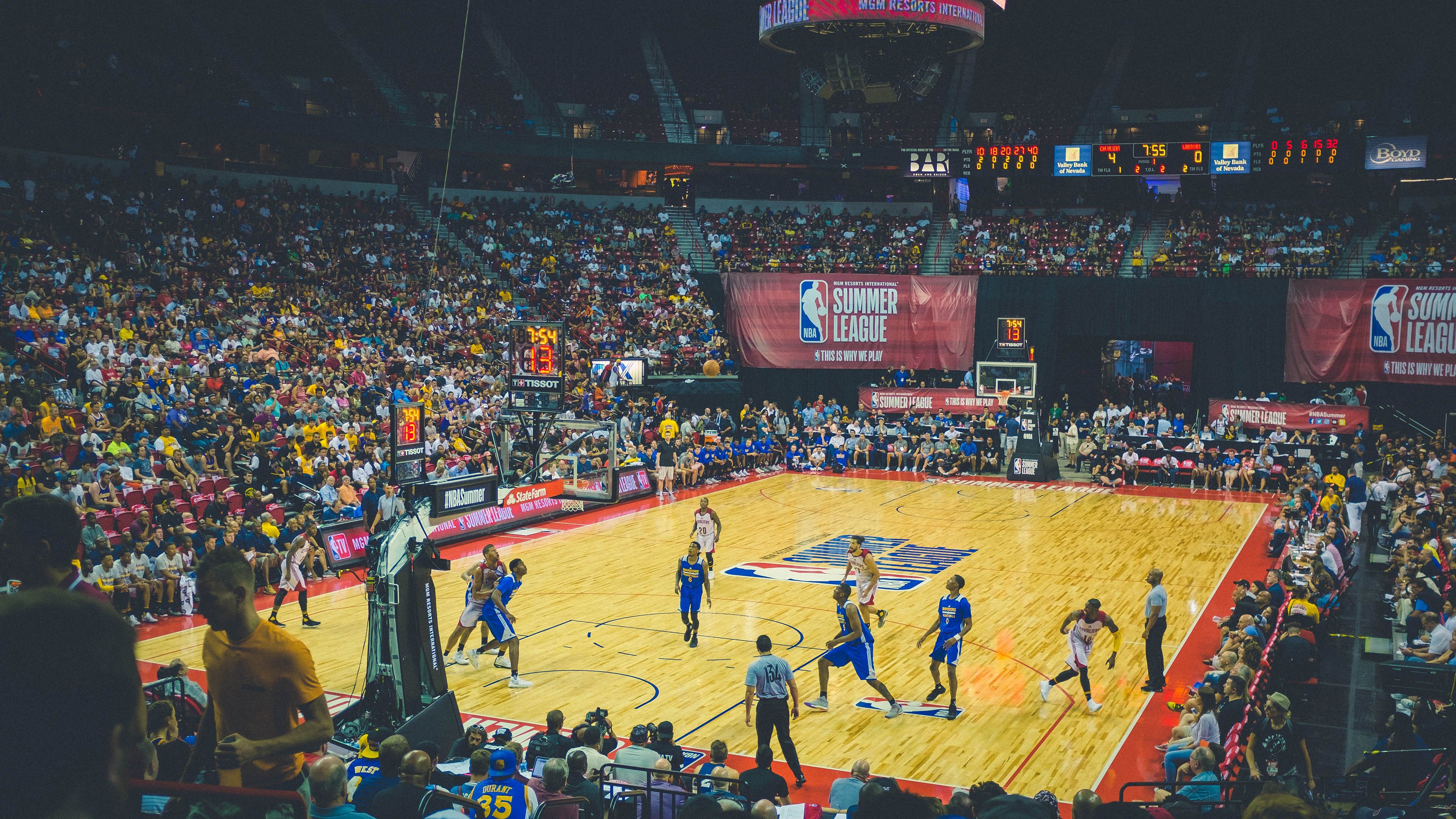 赛季目标：冲刺季后赛！，赛季末冲刺